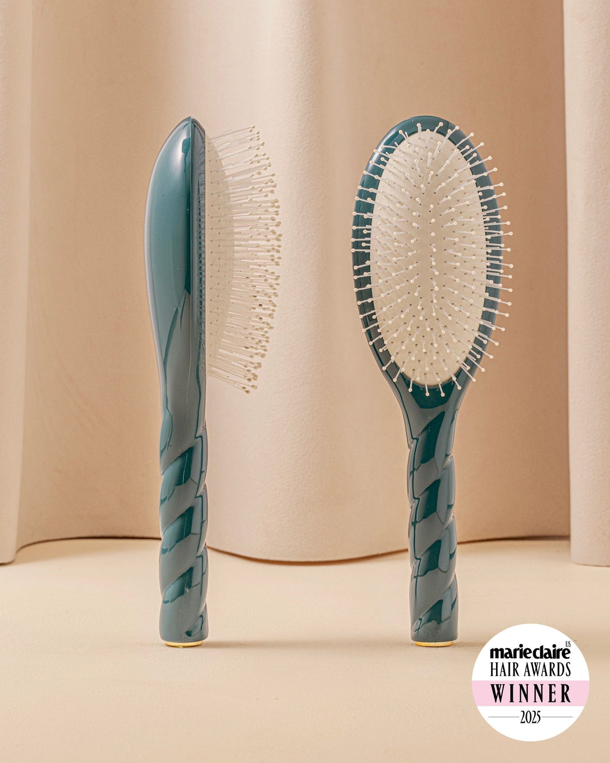 N.04 La Brosse Démêlante & Massante La Miracle Bleu Encre