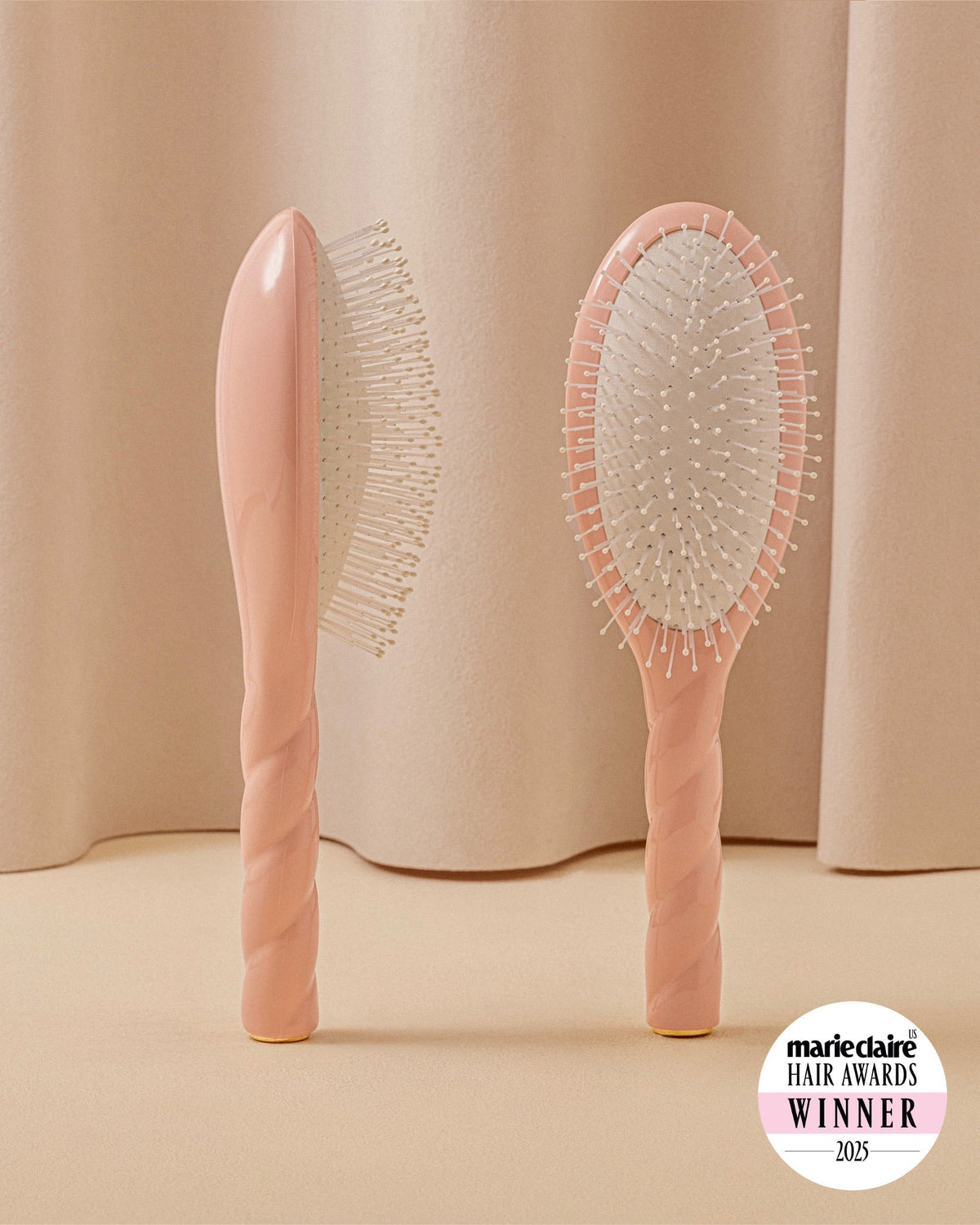 N.04 La Brosse Démêlante & Massante La Miracle Rose Poudré