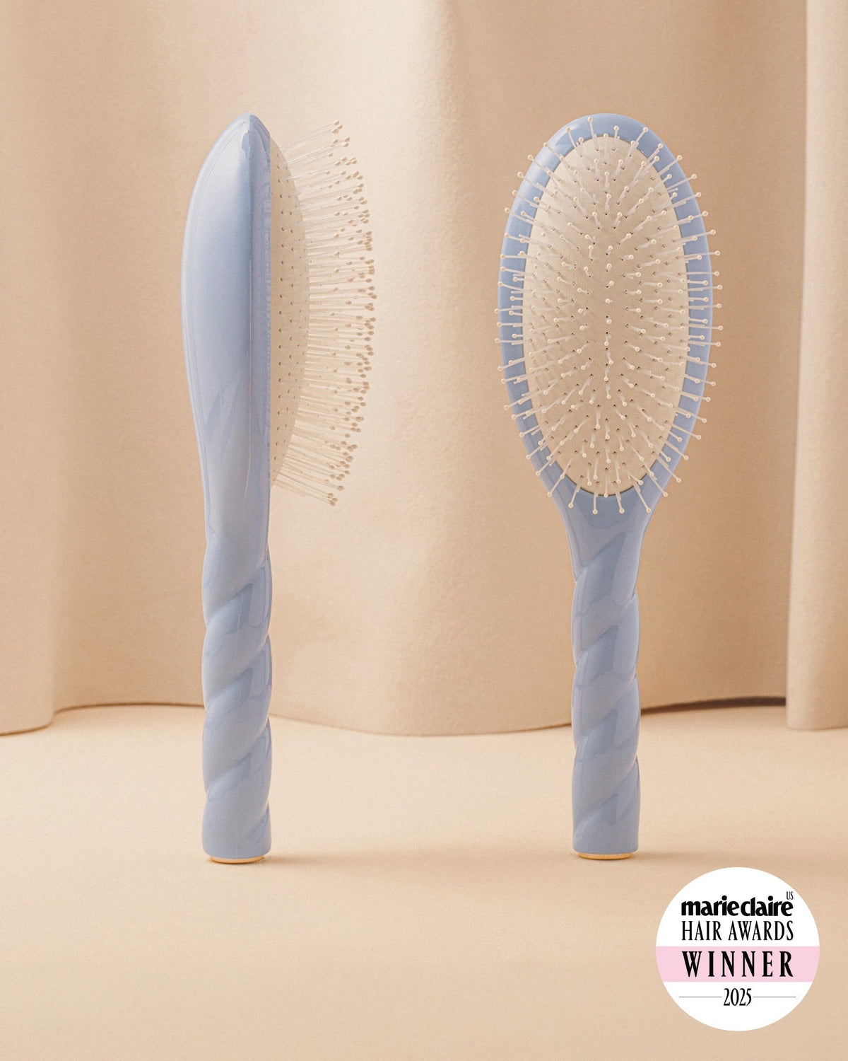 N.04 La Brosse Démêlante & Massante La Miracle Bleu Ciel