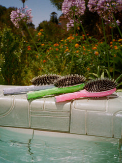 Roseanna x La Bonne Brosse N.02 La Petite Brosse Démêlante & Soin l'Indispensable Salty Gelato Rose
