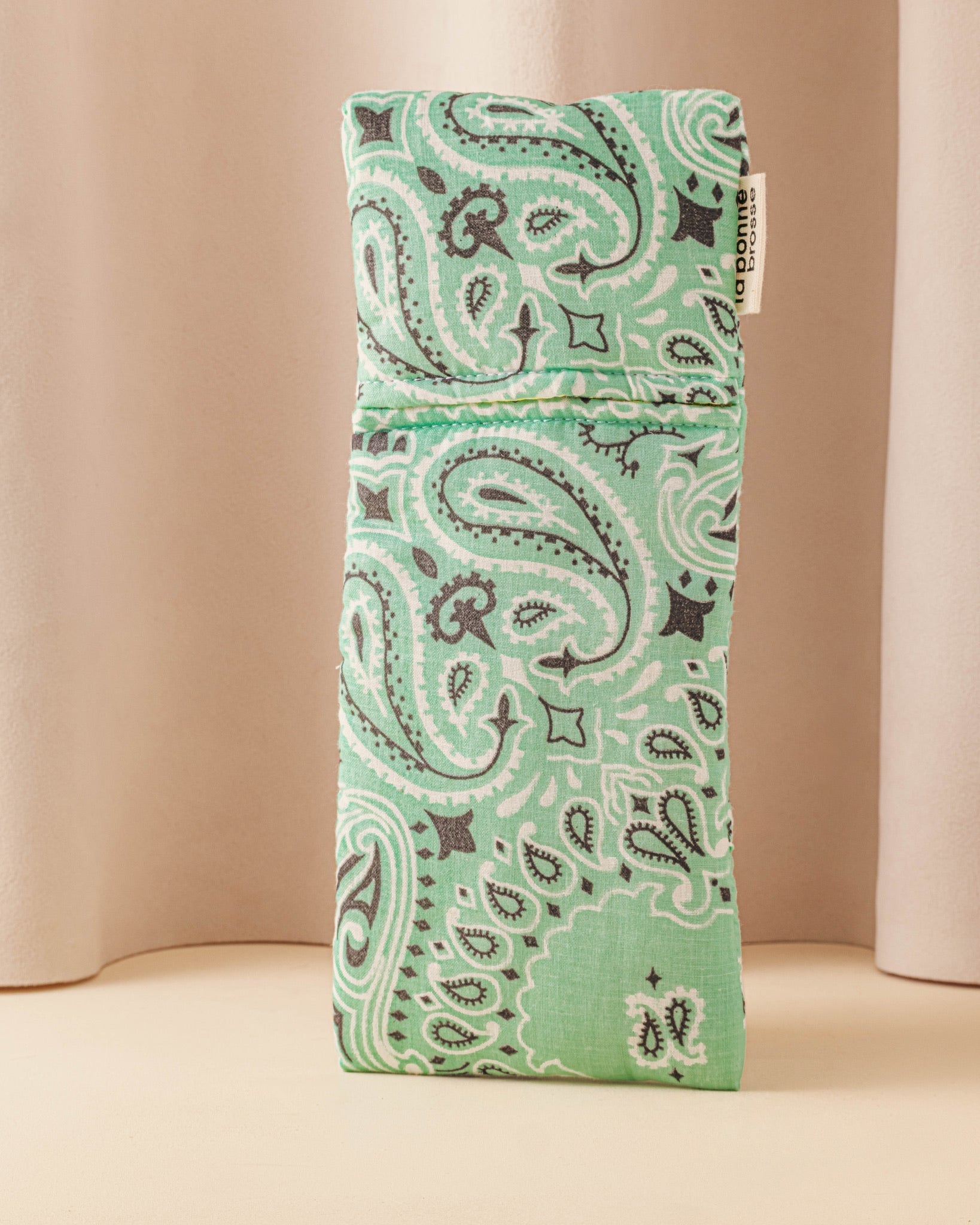 Call It By YourName x La Bonne Brosse Pochette Grande Brosse Bleu Lagon