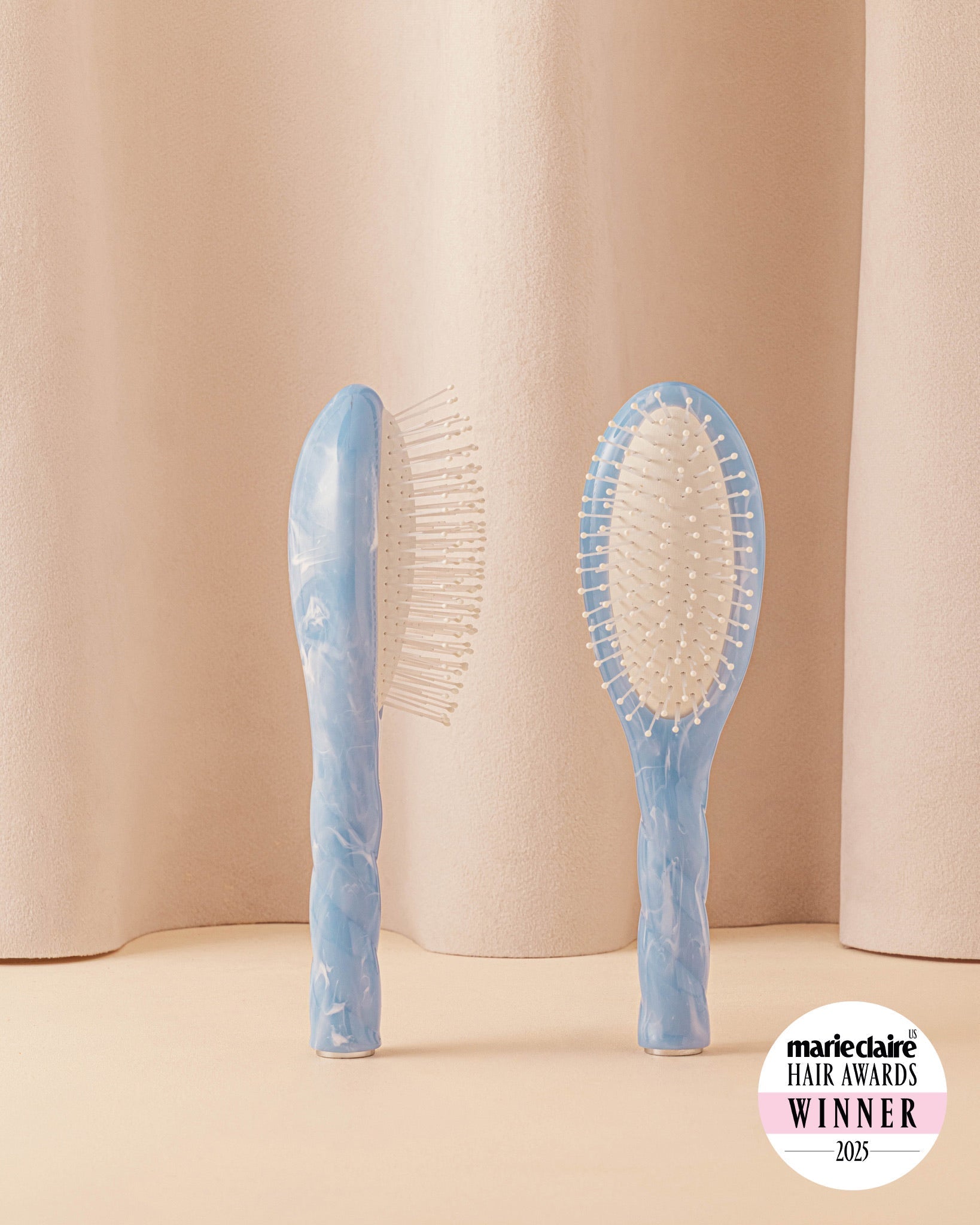 Roseanna x La Bonne Brosse N.04 La Petite Brosse Démêlante & Massante La Miracle Salty Gelato Bleu