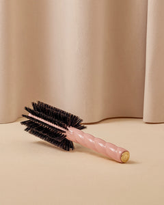 N.08 La Brosse Ronde Brushing Longueur & Mouvement Rose Poudré