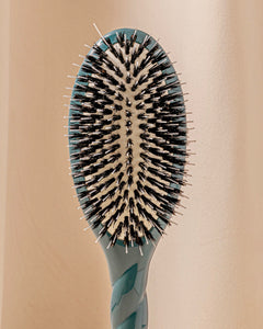 N.02 La Brosse Démêlante & Soin l'Indispensable Bleu Encre