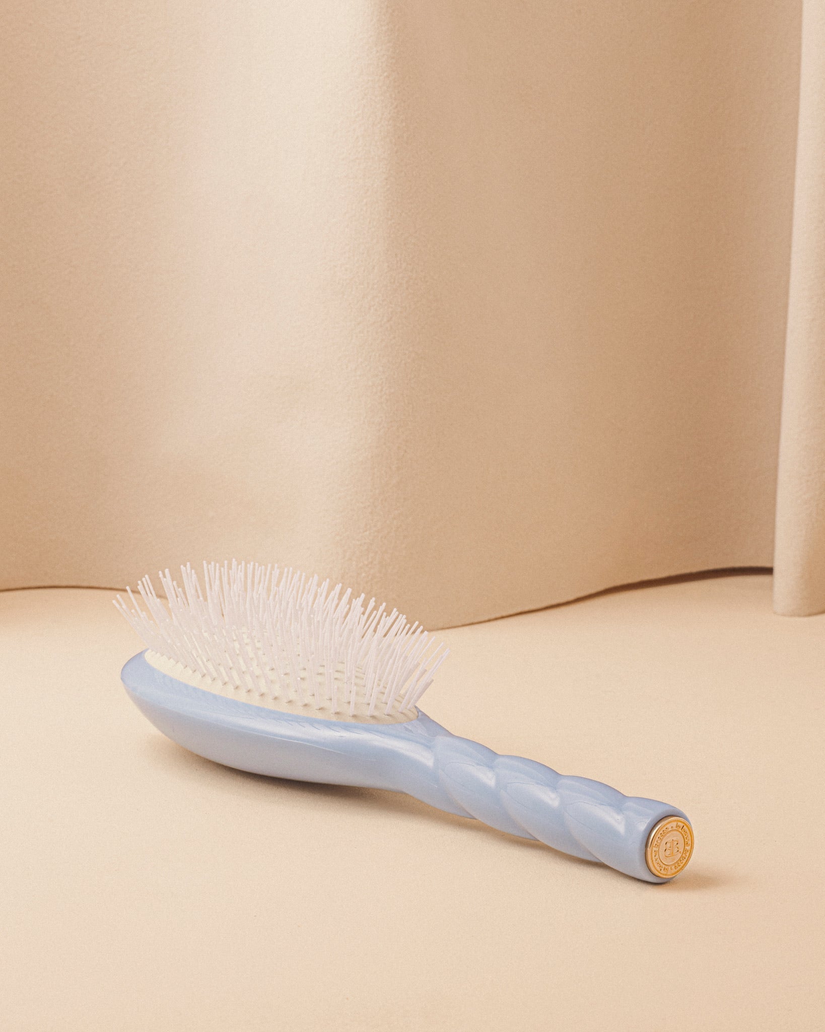 N.07 La Brosse Démêlante & Stimulante l'Intense Bleu Ciel