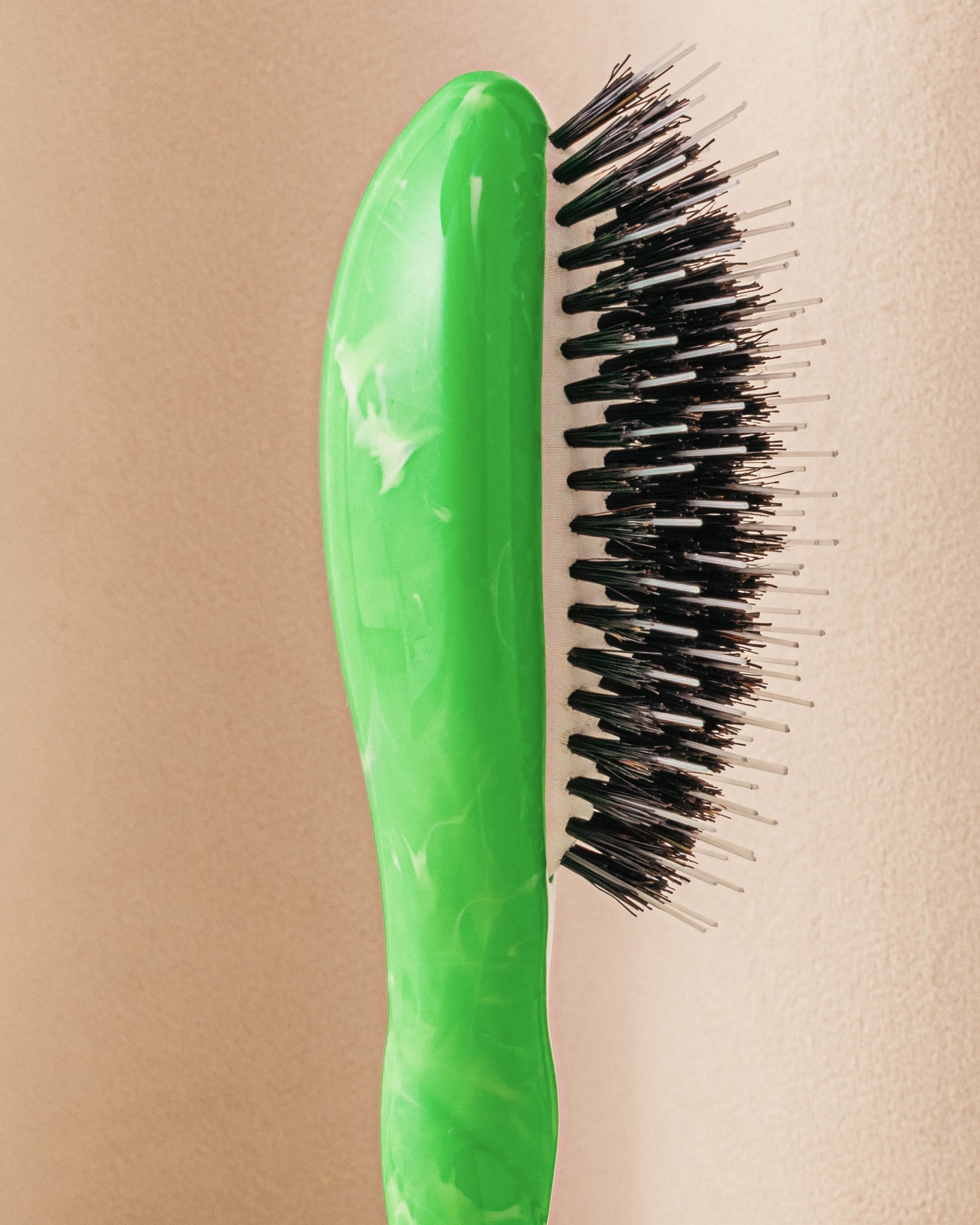 Roseanna x La Bonne Brosse N.02 La Petite Brosse Démêlante & Soin l'Indispensable Salty Gelato  Vert