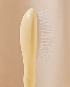 N.07 La Petite Brosse Démêlante & Stimulante l'Intense Ivoire Cair
