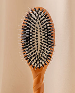 N.02 La Brosse Démêlante & Soin l'Indispensable Terracotta