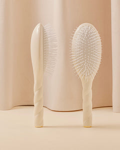 N.07 La Brosse Démêlante & Stimulante l'Intense Blanc Crème