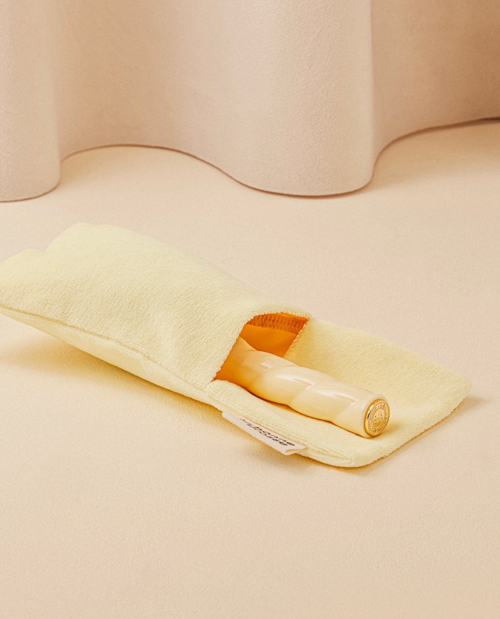 N.07 La Petite Brosse Démêlante & Stimulante l'Intense Ivoire Cair