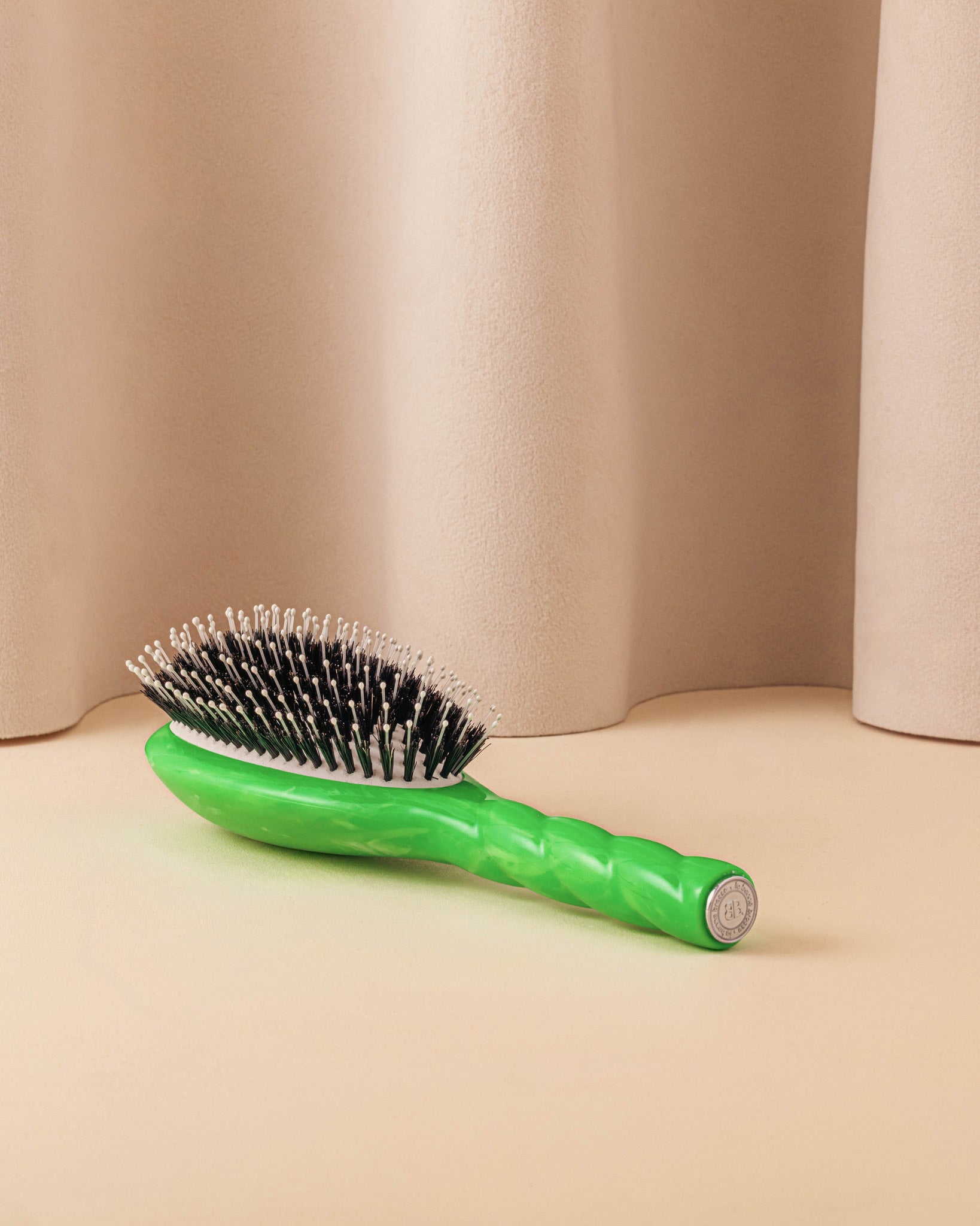 Roseanna x La Bonne Brosse N.03 La Brosse Cuir Chevelu Sensible l'Indispensable Douceur Salty Gelato Vert