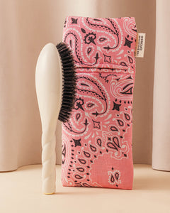 Call It By Your Name x La Bonne Brosse Pochette Grande Brosse Rose Poudrée
