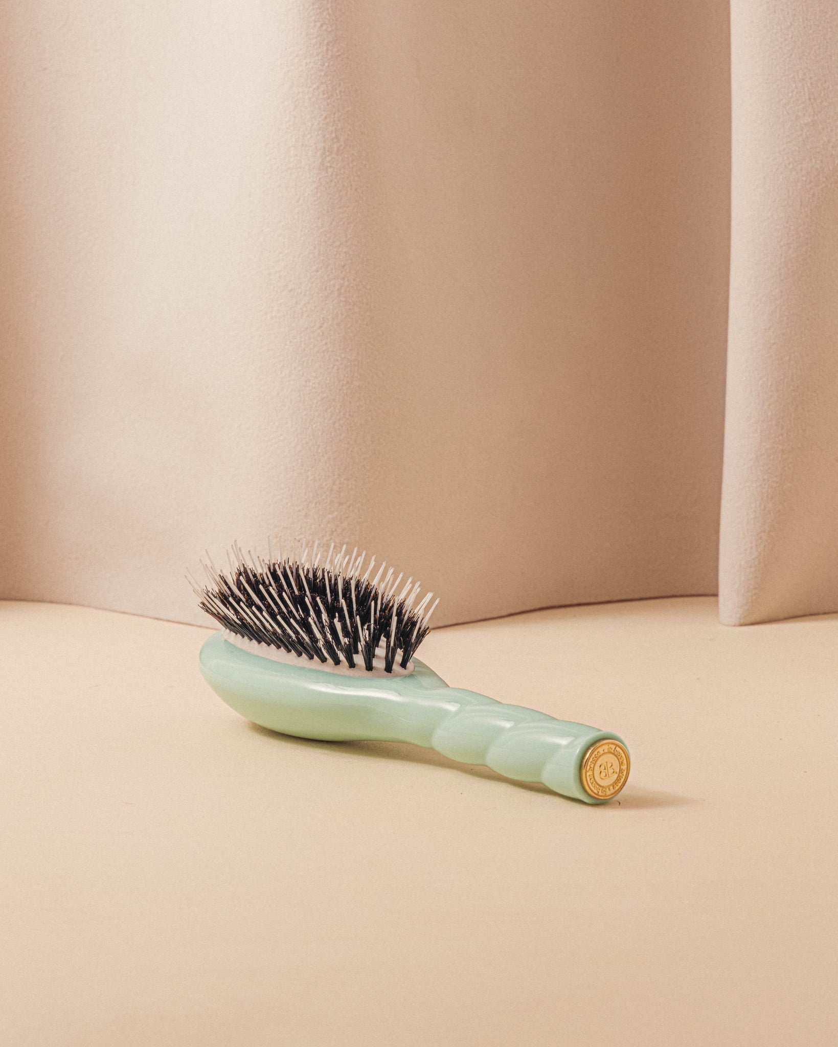 Édition Limitée Bleu Lagon N.02 La Petite Brosse Démêlante & Soin l'Indispensable