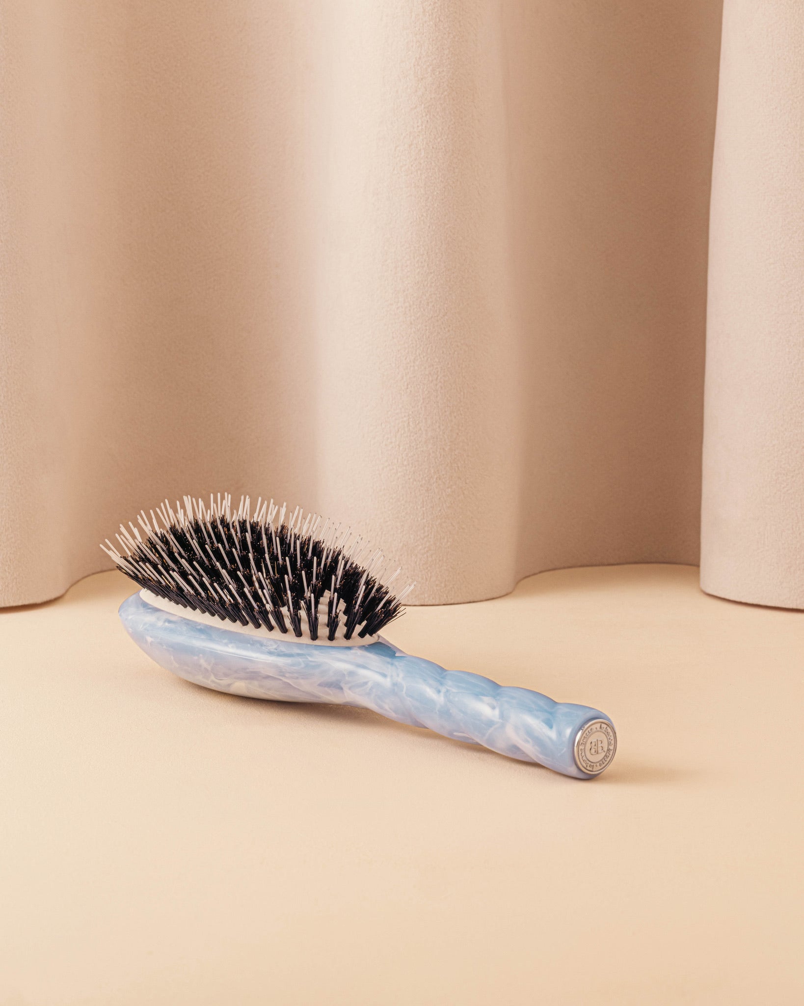 Roseanna x La Bonne Brosse N.02 La Brosse Démêlante & Soin l'Indispensable Salty Gelato Bleu