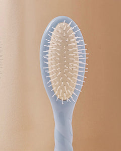 N.07 La Petite Brosse Démêlante & Stimulante l'Intense Bleu Ciel