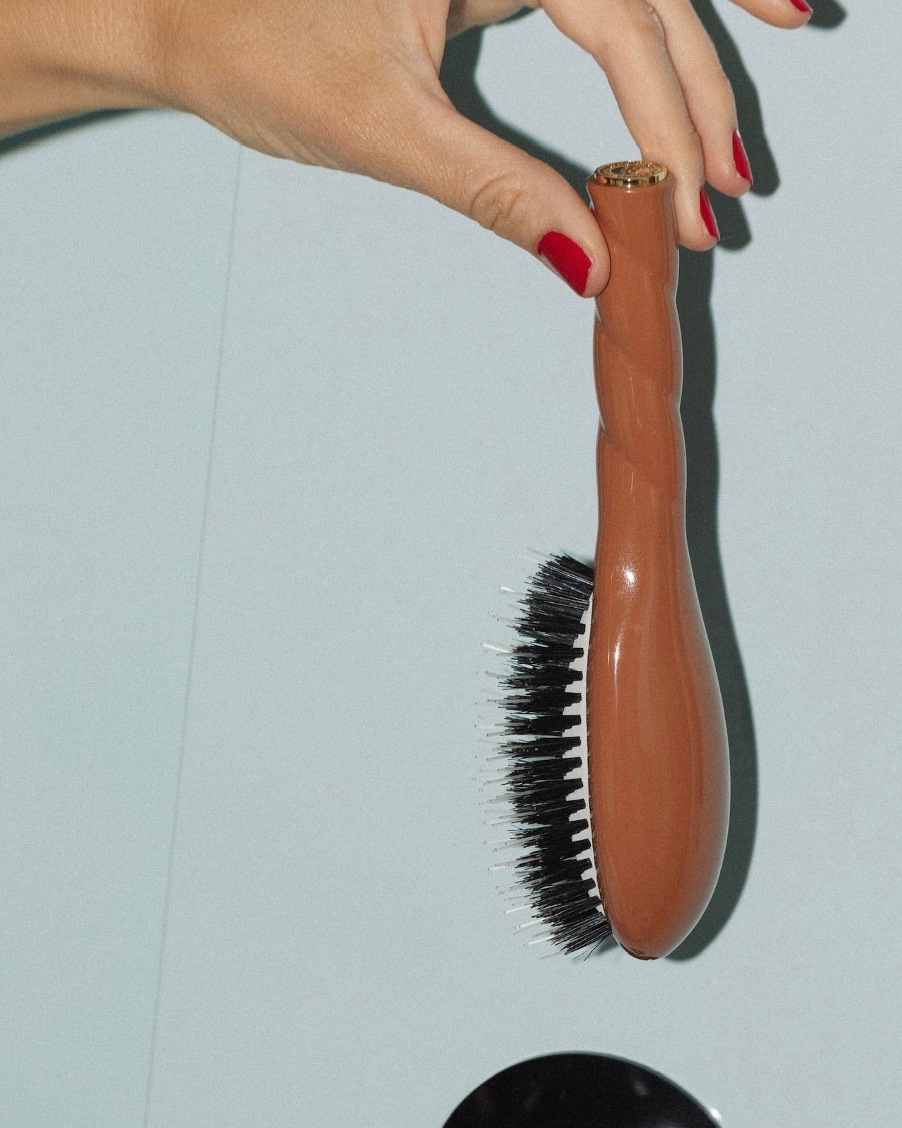 N.02 La Petite Brosse Démêlante & Soin l'Indispensable Terracotta