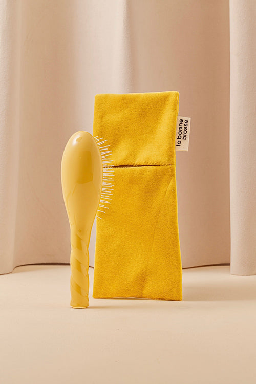 La Pochette "Petite Brosse" Jaune Safran
