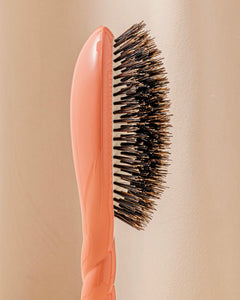 N.01 La Brosse Brillance & Soin l'Universelle Corail