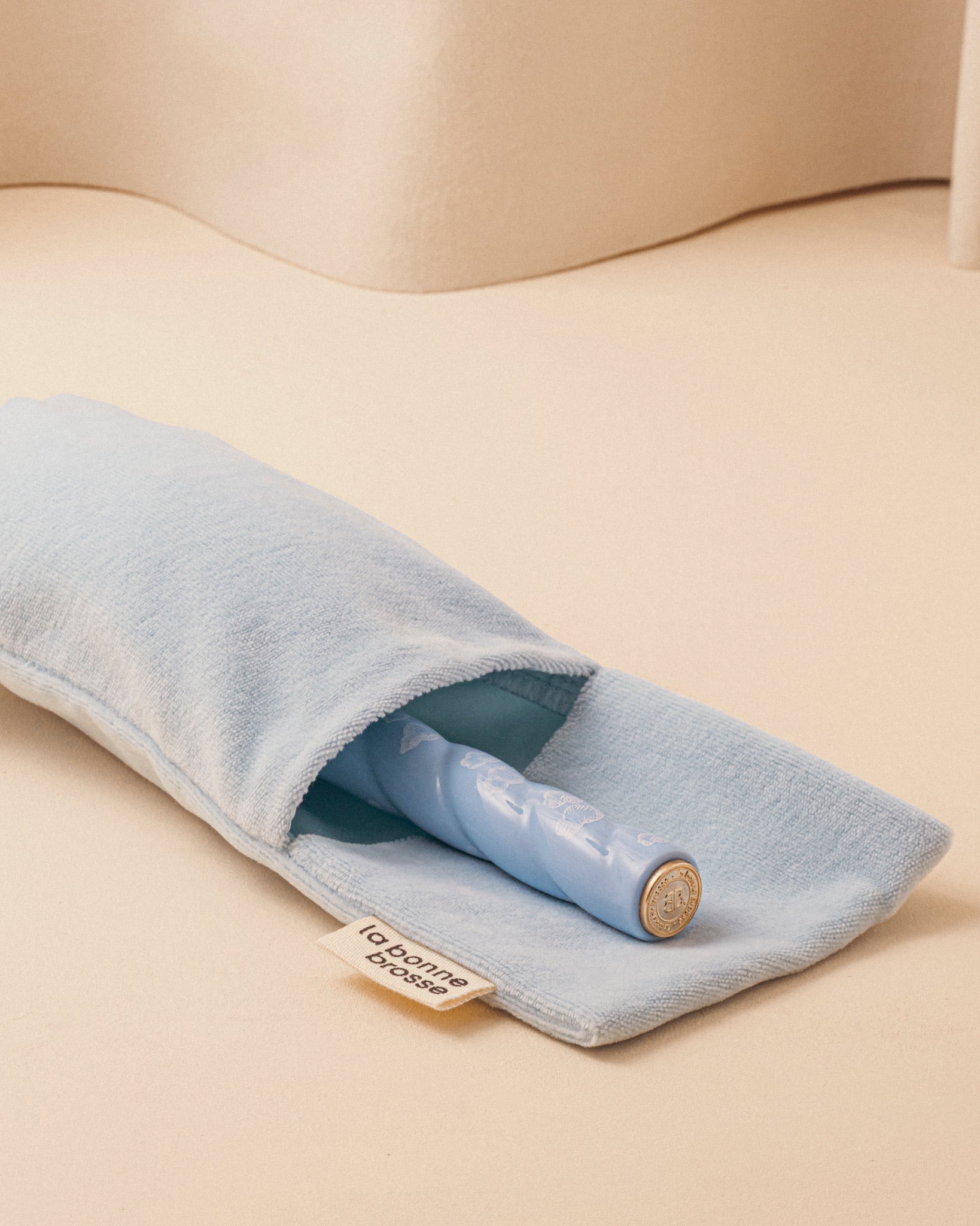 La Pochette "Grande Brosse" Bleu Ciel