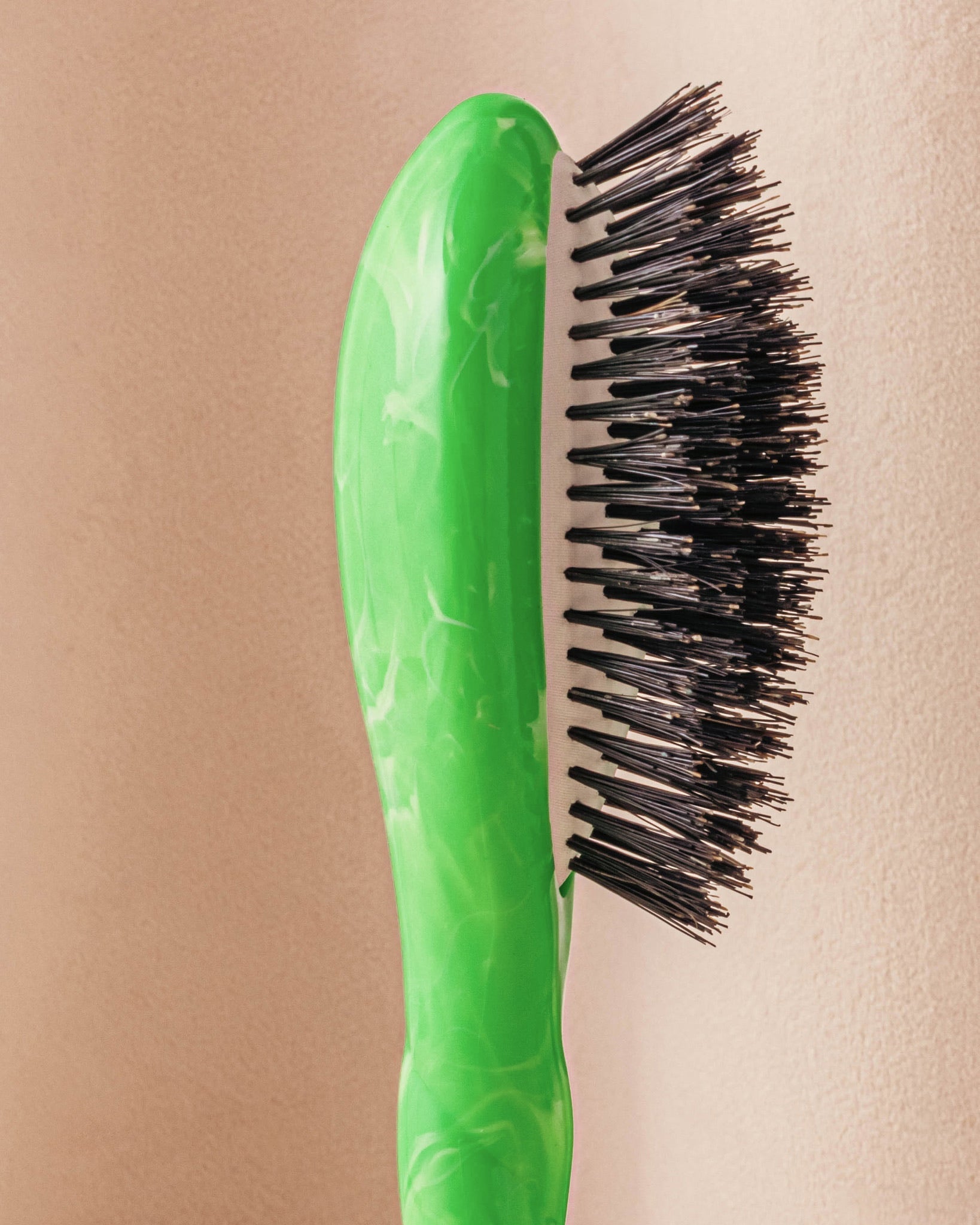 Roseanna x La Bonne Brosse N.01 La Petite Brosse Brillance & Soin l'Universelle Salty Gelato Vert