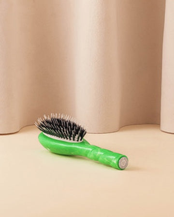 Roseanna x La Bonne Brosse N.02 La Petite Brosse Démêlante & Soin l'Indispensable Salty Gelato  Vert
