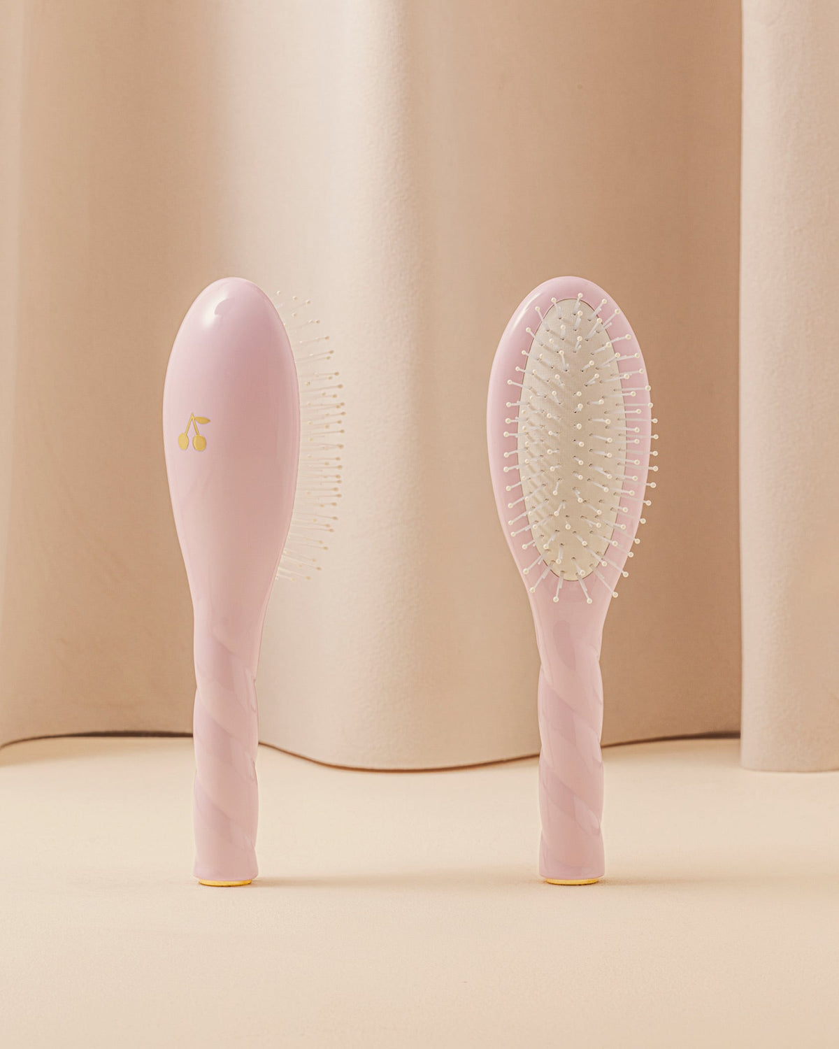 Bonpoint x La Bonne Brosse N.04 La Petite Brosse Enfant Rose Lilas et son Pochon Offert