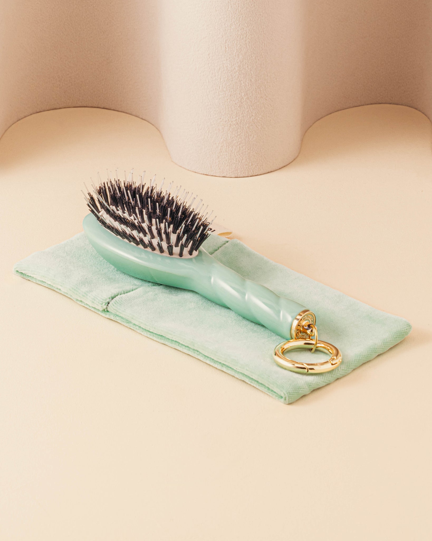 Édition Limitée Bleu Lagon N.02 La Micro Brosse Démêlante & Soin l'Indispensable