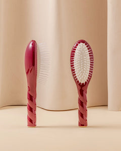 N.07 La Petite Brosse Démêlante & Stimulante l'Intense Rouge Cerise