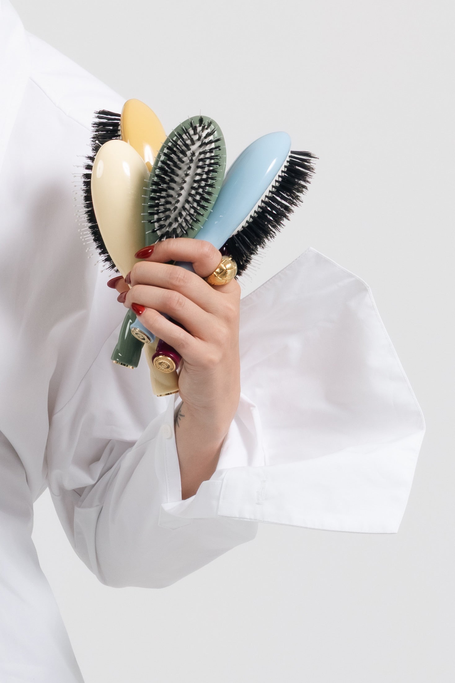 N.01 La Petite Brosse Brillance & Soin l’Universelle Ivoire Cair