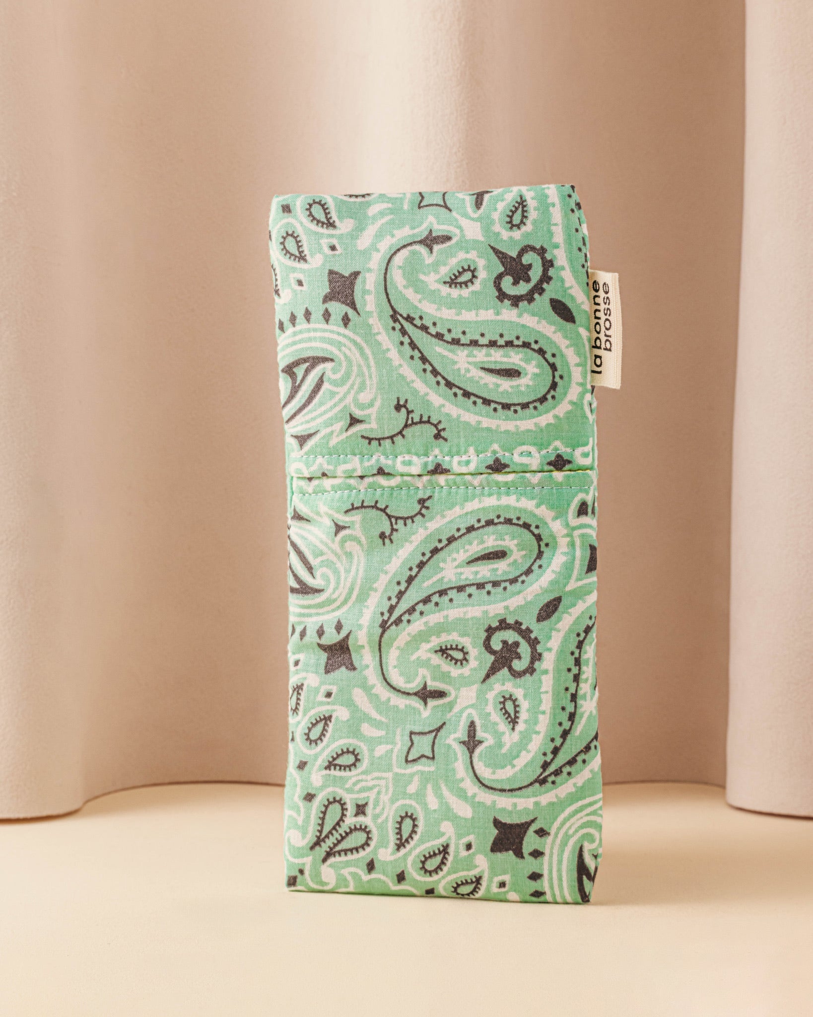 Call It By Your Name x La Bonne Brosse Pochette Petite Brosse Bleu Lagon