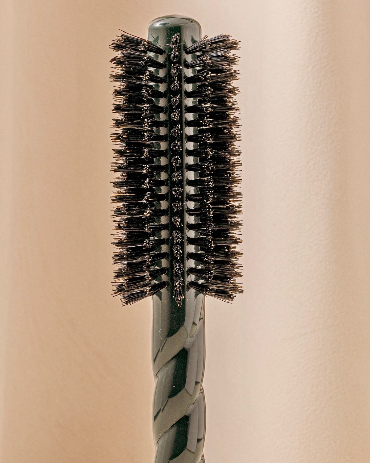 N.05 La Brosse Ronde Brushing Volume & Style Vert Émeraude