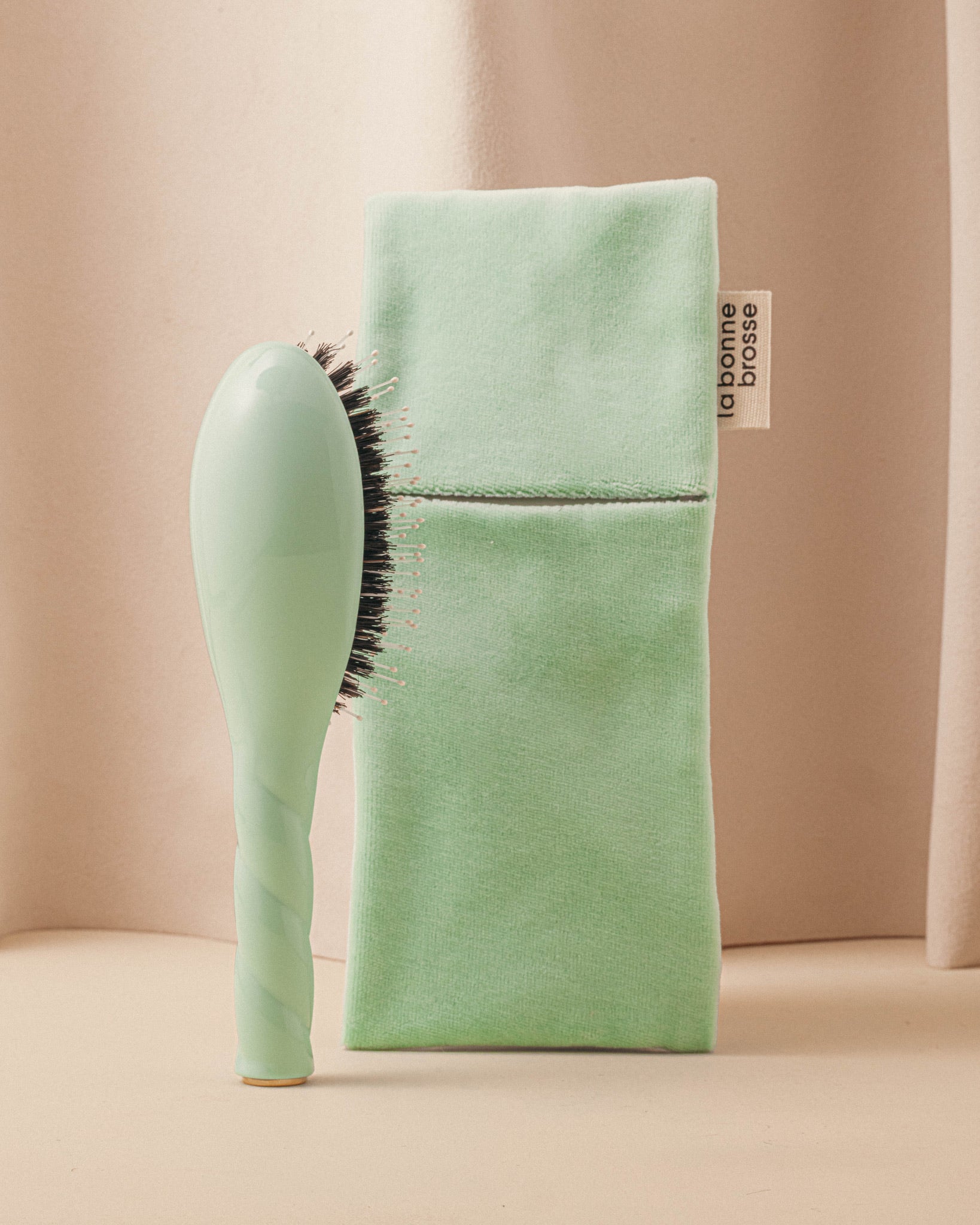 La Pochette "Petite Brosse" Bleu Lagon