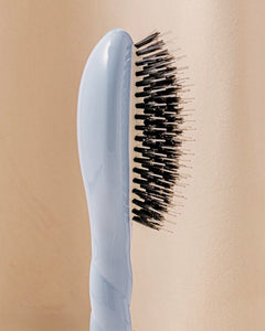 N.02 La Petite Brosse Démêlante & Soin l'Indispensable Bleu Ciel