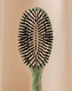N.01 La Brosse Brillance & Soin l'Universelle Vert Amande