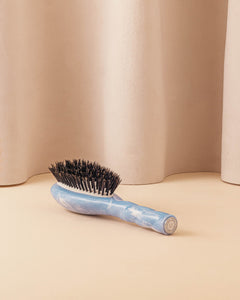 Roseanna x La Bonne Brosse N.01 La Petite Brosse Brillance & Soin l'Universelle Salty Gelato  Bleu