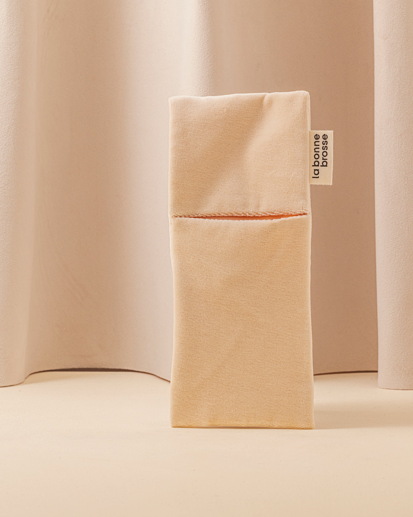 La Pochette "Petite Brosse" Blanc Crème