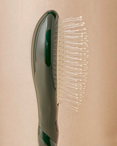 N.04 La Petite Brosse Démêlante & Massante La Miracle Vert Emeraude