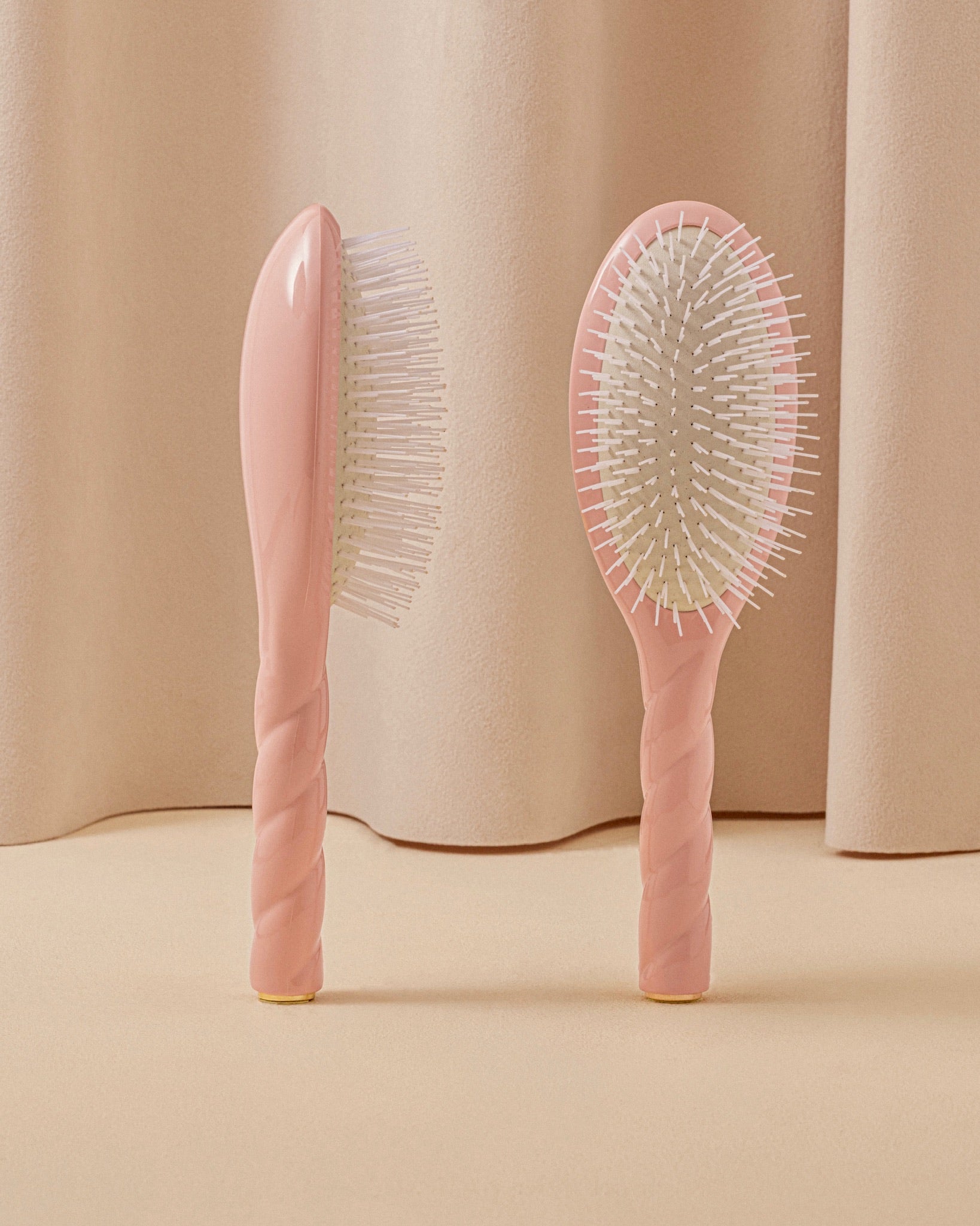 N.07 La Brosse Démêlante & Stimulante L'Intense Rose Poudré