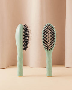 Édition Limitée Bleu Lagon N.03 La Petite Brosse Cuir Chevelu Sensible l'Indispensable Douceur