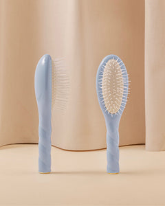 N.07 La Petite Brosse Démêlante & Stimulante l'Intense Bleu Ciel