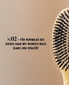 N.02 La Brosse Démêlante & Soin l'Indispensable Ivoire Cair