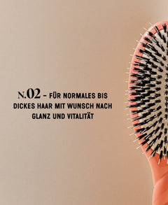 N.02 La Brosse Démêlante & Soin l'Indispensable Corail