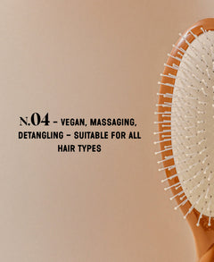 N.04 La Brosse Démêlante & Massante La Miracle Terracotta