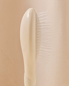 N.07 La Petite Brosse Démêlante & Stimulante l'Intense Blanc Crème