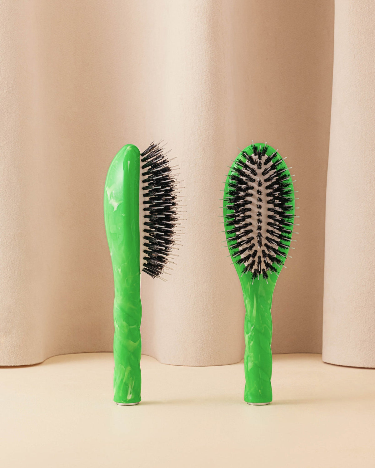 Roseanna x La Bonne Brosse N.02 La Petite Brosse Démêlante & Soin l'Indispensable Salty Gelato  Vert