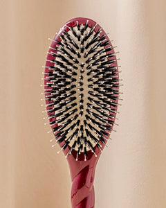 N.03 La Brosse Cuir Chevelu Sensible l'Indispensable Douceur Rouge Cerise