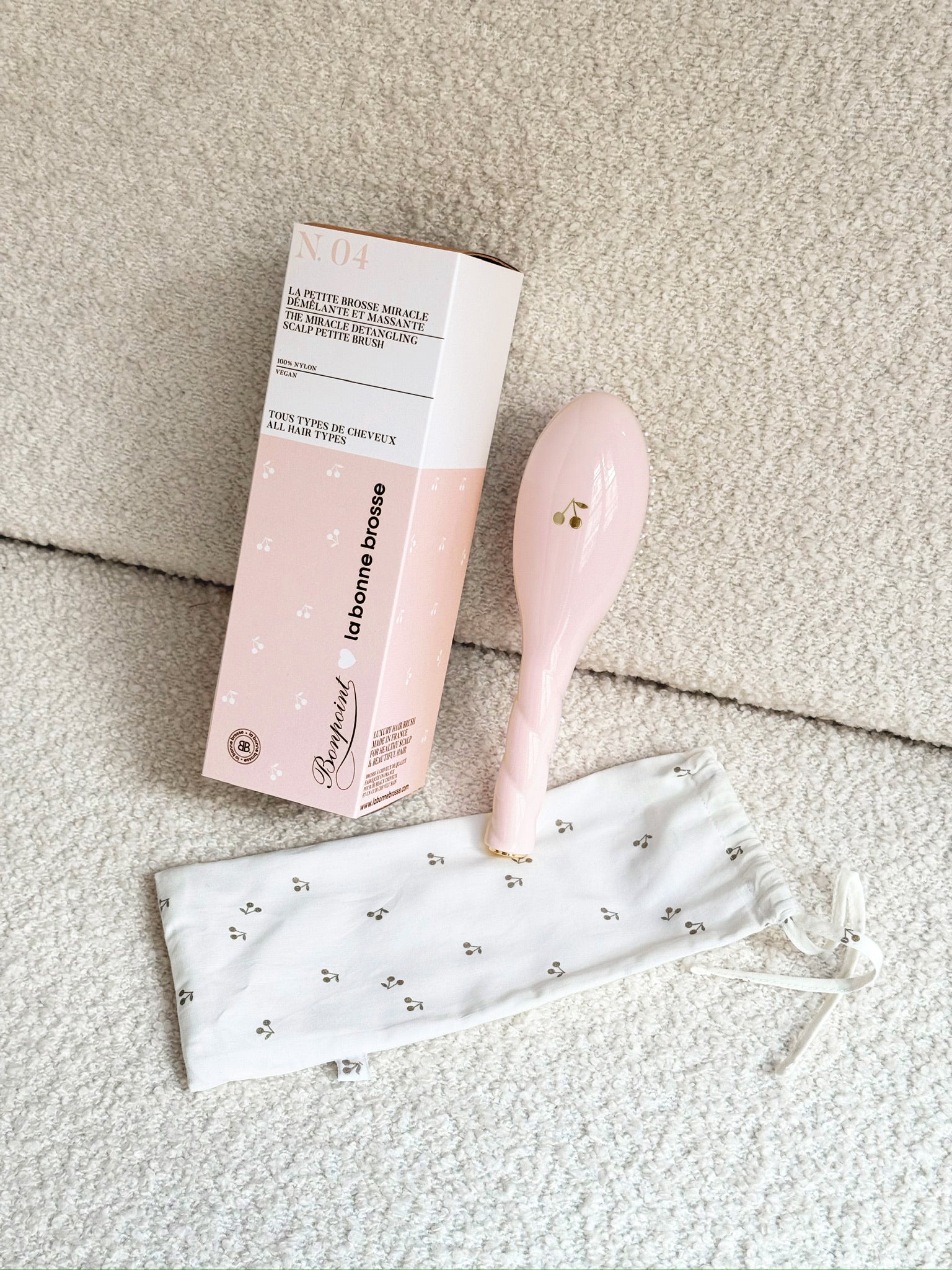 Bonpoint x La Bonne Brosse N.04 La Petite Brosse Enfant Rose Lilas et son Pochon Offert