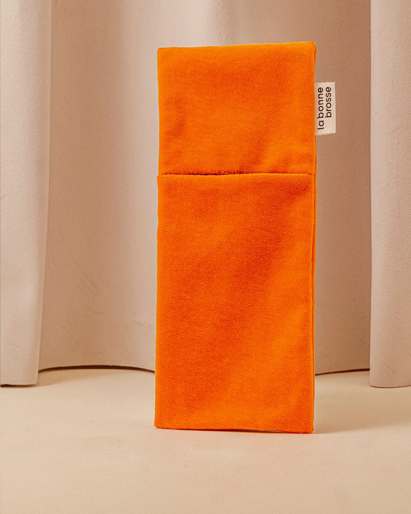 La Pochette "Grande Brosse" Orange Seventies
