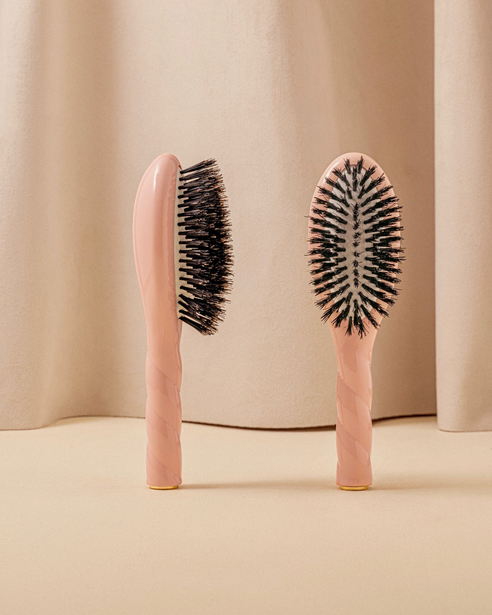 N.01 La Petite Brosse Brillance & Soin l'Universelle Rose Poudré