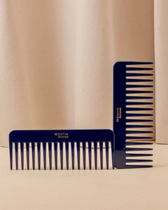 Le Peigne Large Démêlant en Acétate Bleu Myrtille